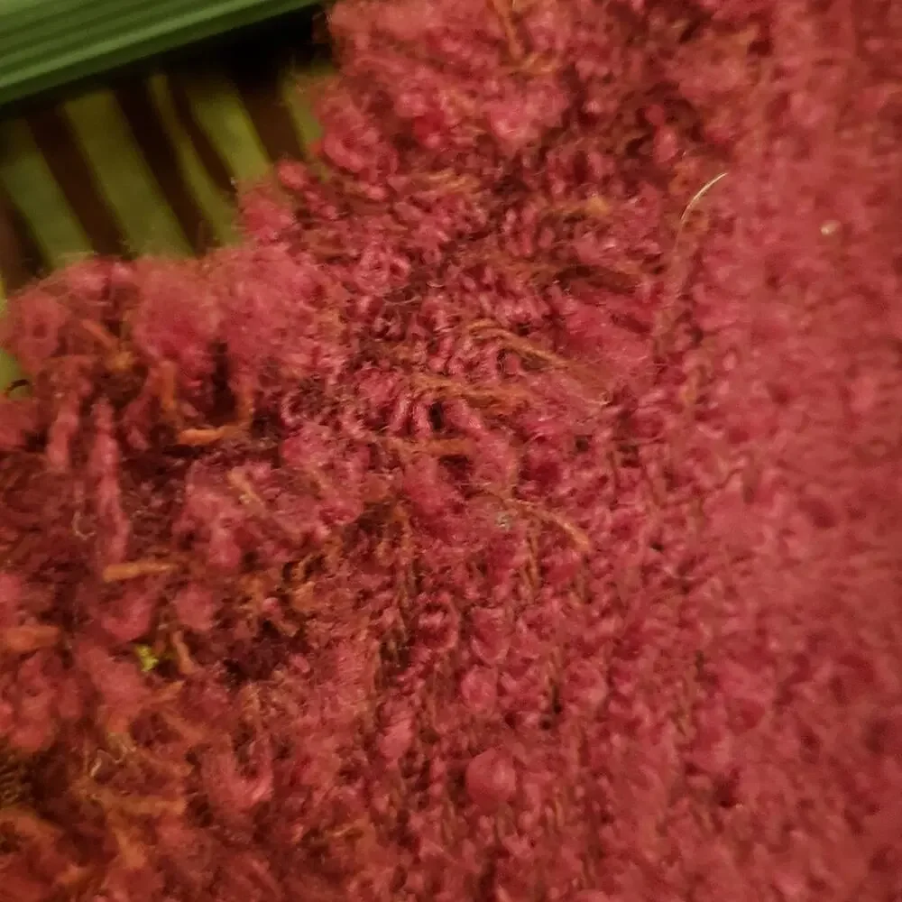 EUC CAbi frayed hem crop jacket blazer deep red pockets zipper Wool blend sz 8. - Picture 9 of 9